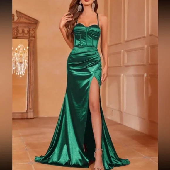 Luxe Emerald Green Satin Corset Lace up Ruched Formal Party Wedding Dress - Picture 6 of 15